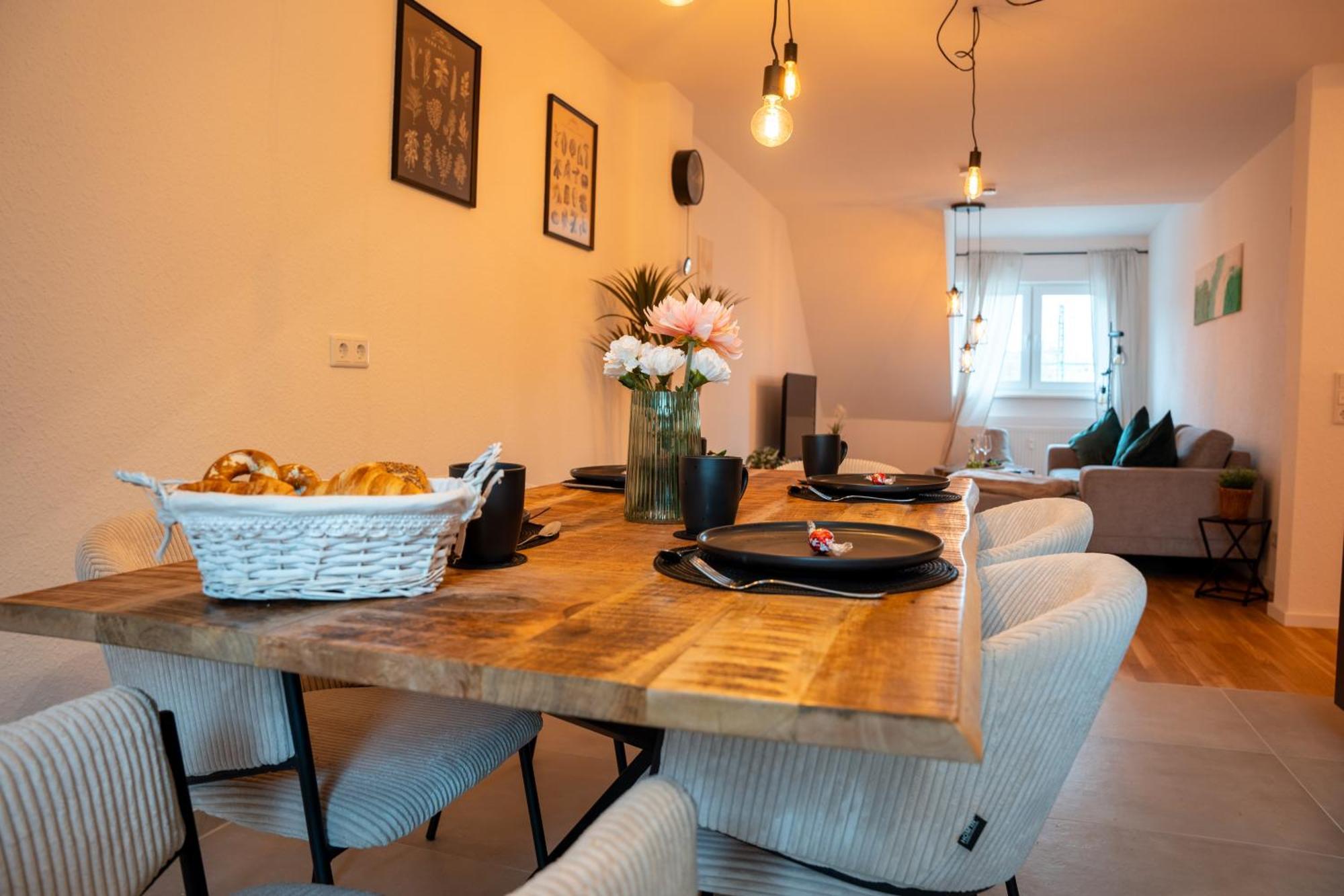 Schlossberg Residences - Design City-Apartment Im Herzen Der Weinstrasse Neustadt an der Weinstraße Dış mekan fotoğraf